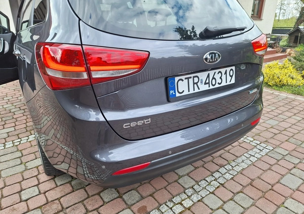 Kia Ceed cena 40500 przebieg: 200000, rok produkcji 2015 z Wojkowice małe 781